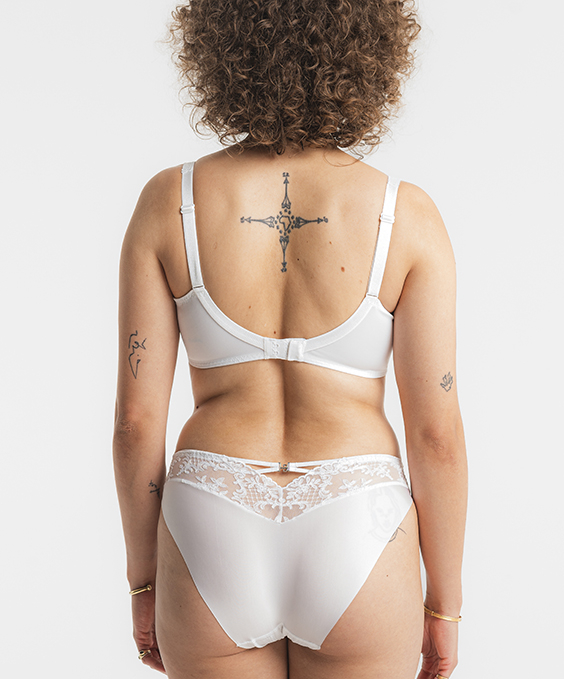 VICTORIA -  Slip