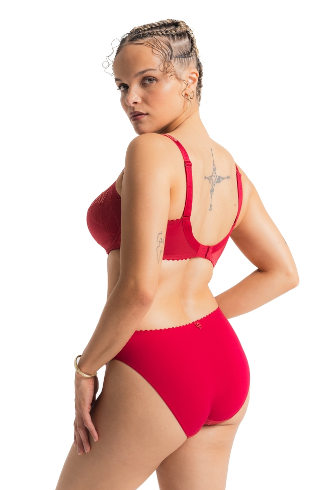 JULIA - SOUTIEN-GORGE –... 2