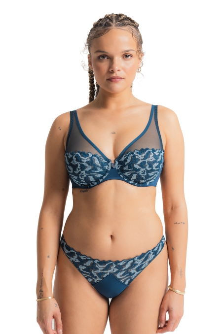 Electric Waves - String