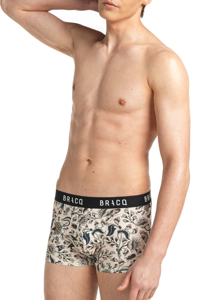 FLORA – KORTE BOXER