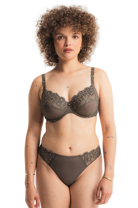 MATYÖ - BRA - FULL-CUP