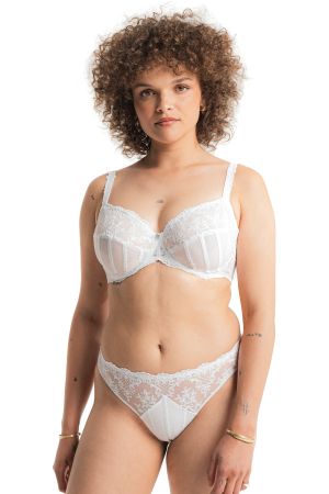 VICTORIA - BRIEF