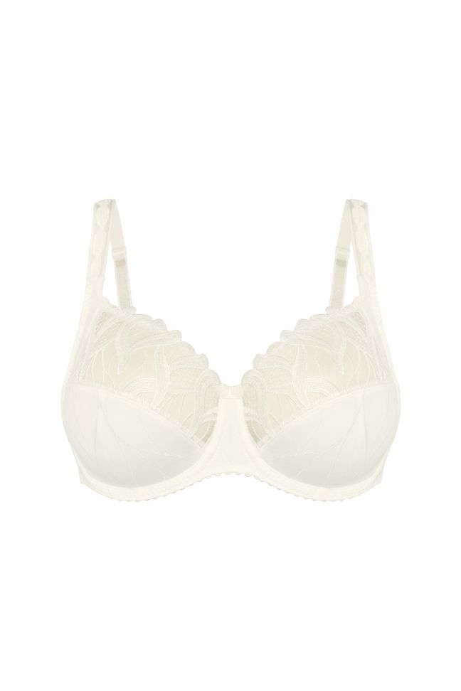 JULIA – BRA – FULL CUP