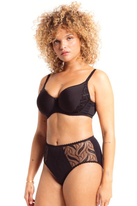 JULIA – SOUTIEN-GORGE – SPACER